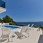Villa Luxury Aurora With Pool & Large Patio Trogir