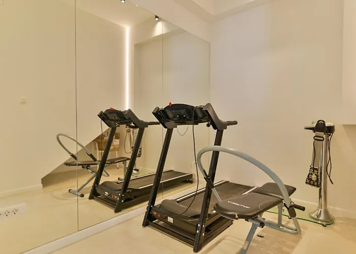 Luxury Aurora With Pool & Large Patio *