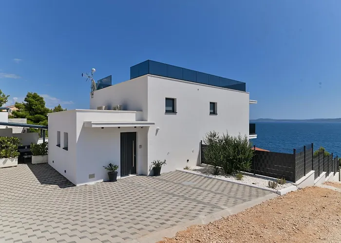 Luxury Aurora With Pool & Large Patio * Trogir