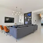 Villa Luxury Aurora With Pool & Large Patio Traù