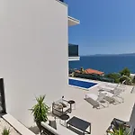 Luxury Aurora With Pool & Large Patio *