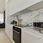 Villa Luxury Aurora With Pool & Large Patio *