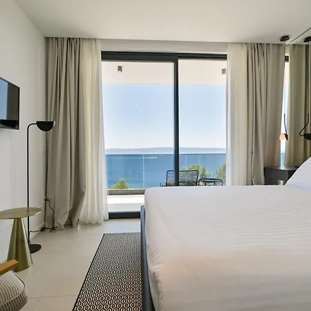 Villa Luxury Aurora With Pool & Large Patio Trogir