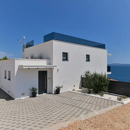 Luxury Aurora With Pool & Large Patio * Τρογκίρ