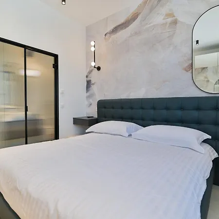 Luxury Aurora With Pool & Large Patio Τρογκίρ