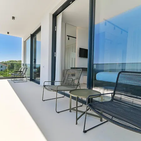 Luxury Aurora With Pool & Large Patio Villa