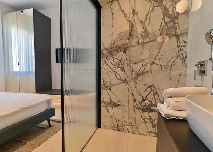 Βίλα Luxury Aurora With Pool & Large Patio *
